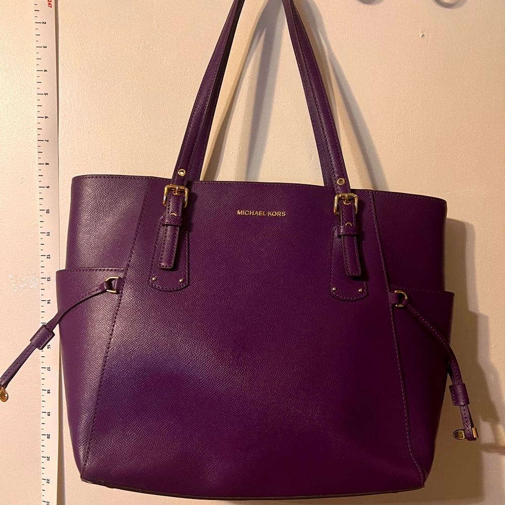 Gorgeous Purple Michael Kors!!